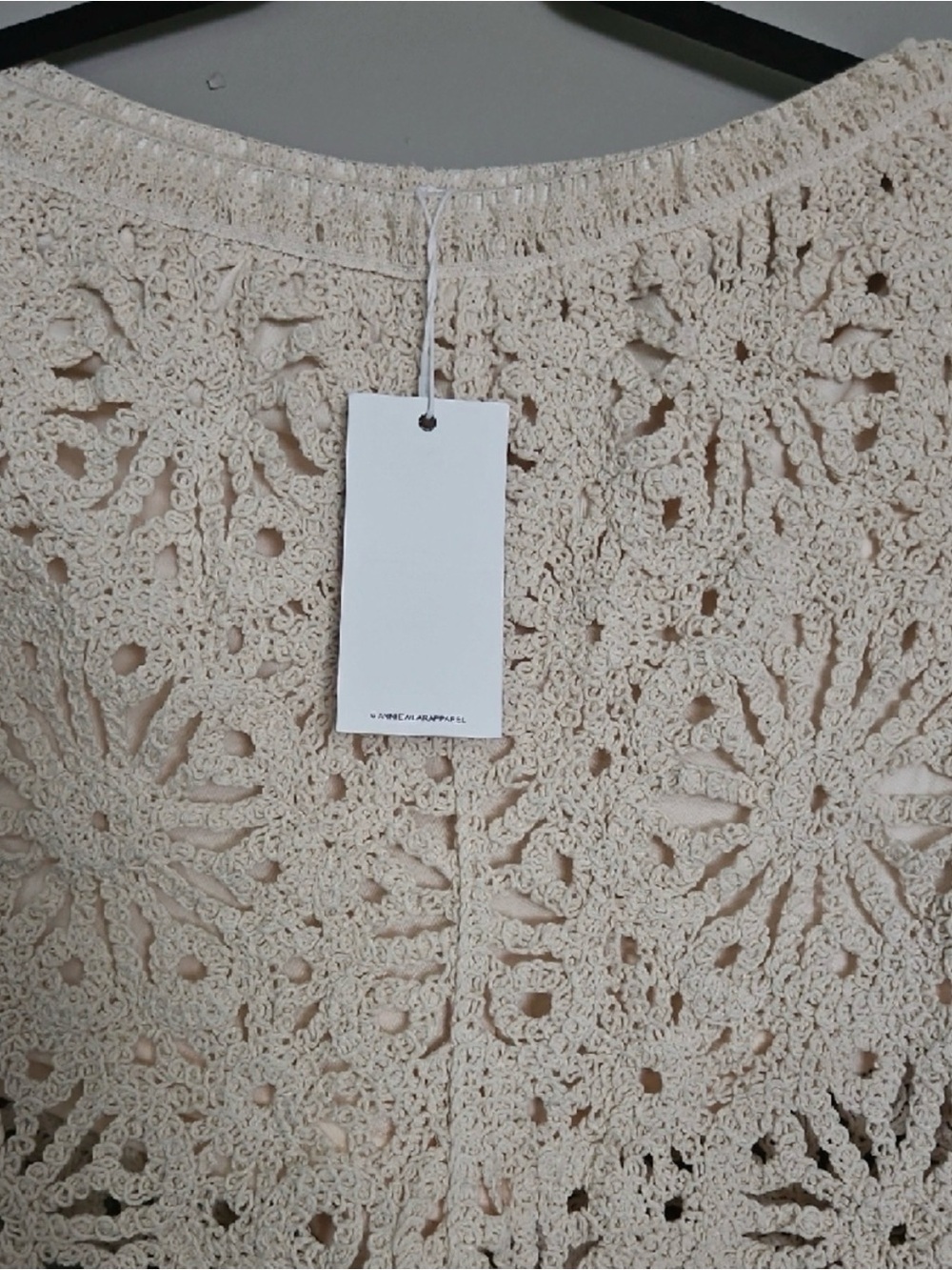 Anniewear NWT Ivory Crochet Lace Floral Shorts Lined High Rise Boho Resort L - Picture 4 of 9
